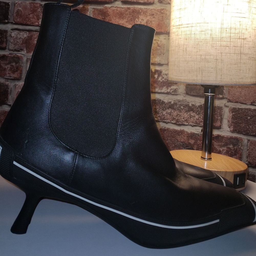 NWOT Dior Black Leather Booties